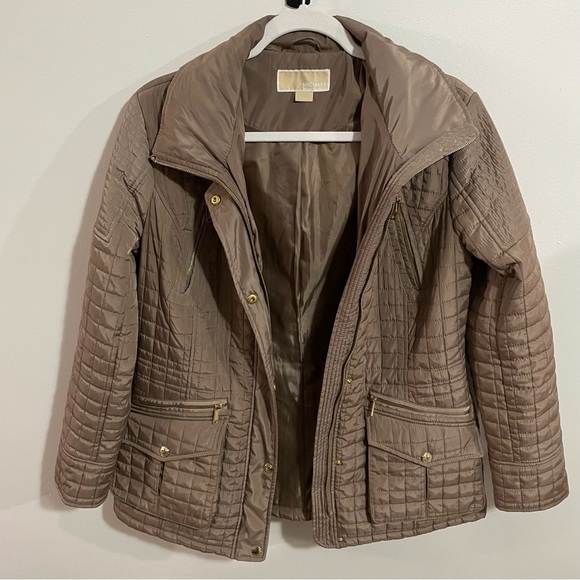 Michael Michael Kors Quilted Hooded weather-proof Gold Accent Coat jacket Size M - Picture 2 of 10